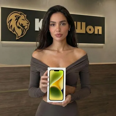 iPhone 14, 128 ГБ, SIM + eSIM, желтый — фото товара