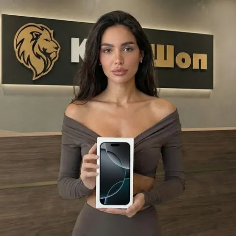 iPhone 16 Pro, 1024 ГБ, eSIM, белый — фото товара