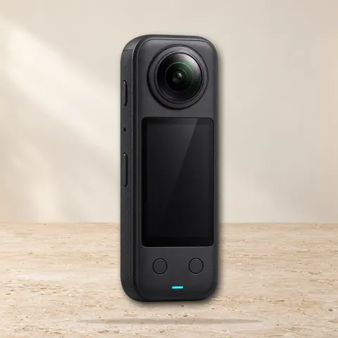 Insta360 X5 Essentials Bundle — фото товара