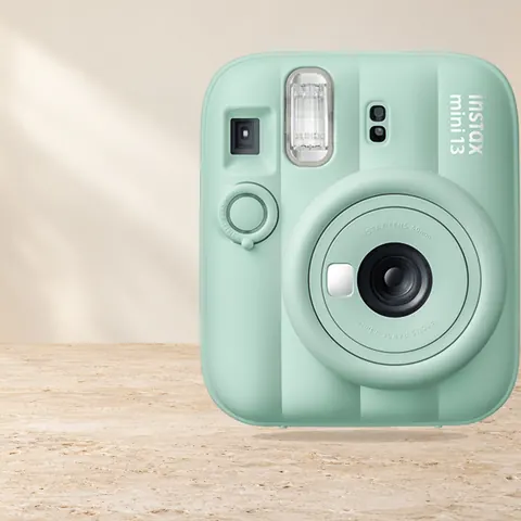Instax Mini 13 Green, зеленый — фото товара