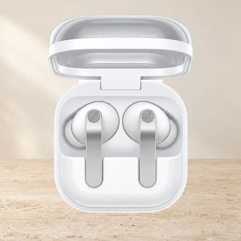 Galaxy Buds 4 Pro, Белый — фото товара